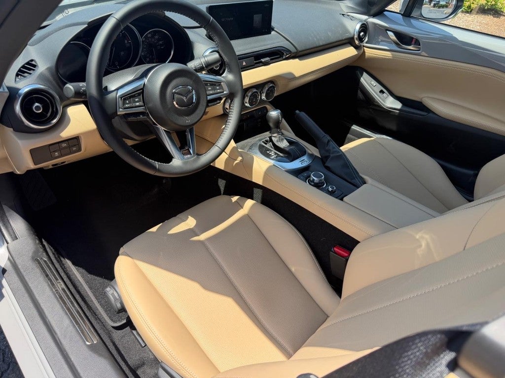 2026 Mazda Mazda MX-5 Miata RF Grand Touring