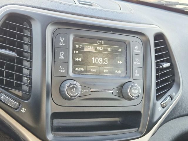 2015 Jeep Cherokee Sport