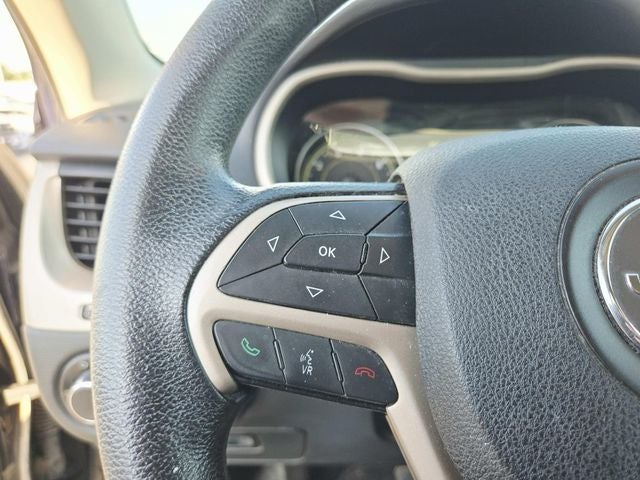 2015 Jeep Cherokee Sport