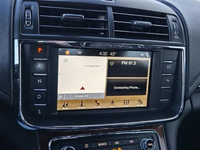 2018 Lincoln Continental Select