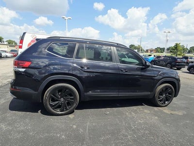 2022 Volkswagen Atlas 3.6L V6 SE w/Technology