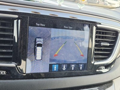 2017 Chrysler Pacifica Touring L Plus