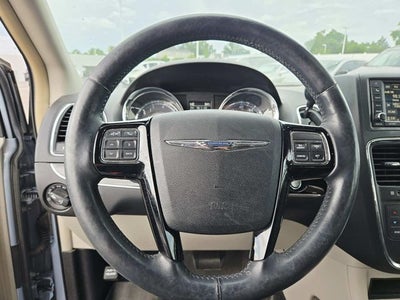 2016 Chrysler Town & Country Limited