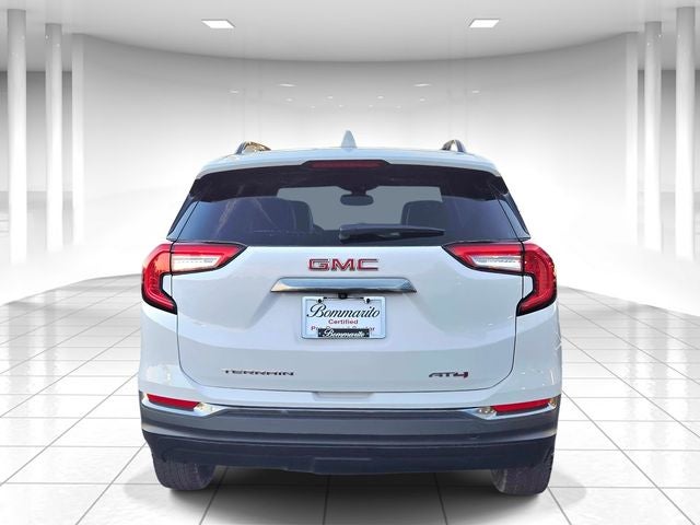 2022 GMC Terrain AT4