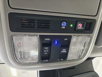 2022 Honda Pilot Touring 8 Passenger