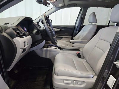2022 Honda Pilot Touring 8 Passenger