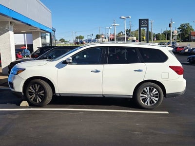 2020 Nissan Pathfinder SL