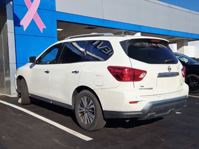 2020 Nissan Pathfinder SL