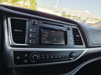 2019 Toyota Highlander LE