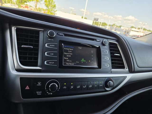 2019 Toyota Highlander LE