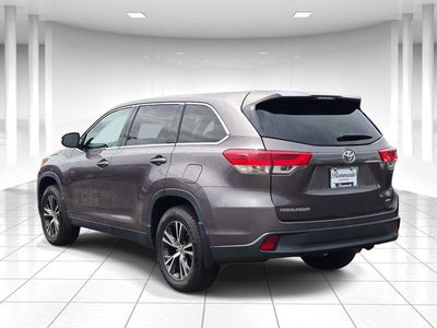 2019 Toyota Highlander LE