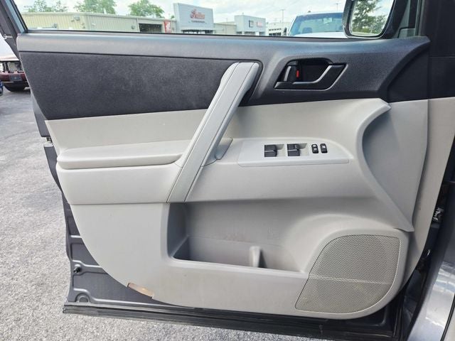 2013 Toyota Highlander Base Plus