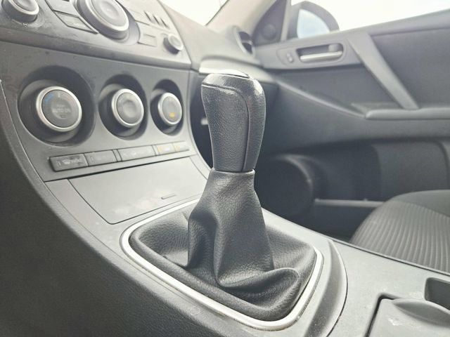 2013 Mazda Mazda3 i Touring