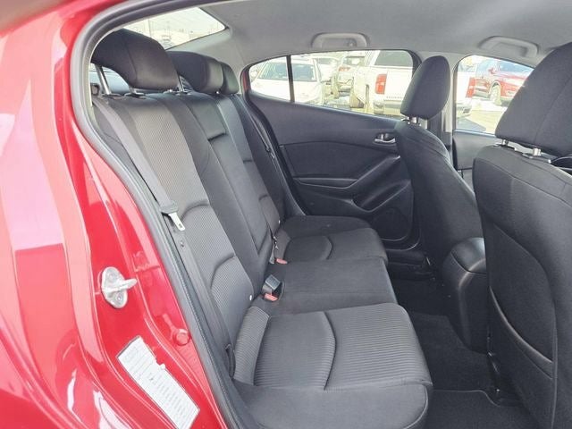 2016 Mazda Mazda3 i Sport