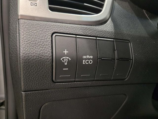 2017 Hyundai Elantra GT Base