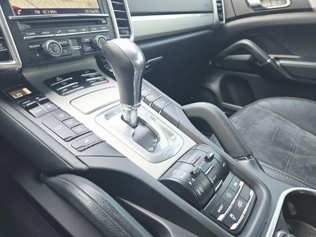 2014 Porsche Cayenne GTS