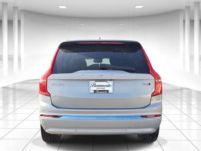 2024 Volvo XC90 B5 Plus