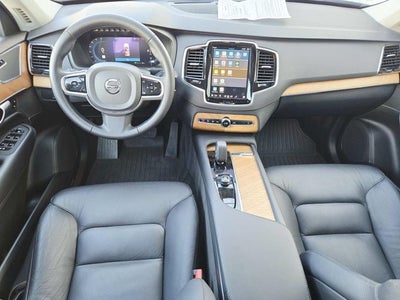2024 Volvo XC90 B5 Plus