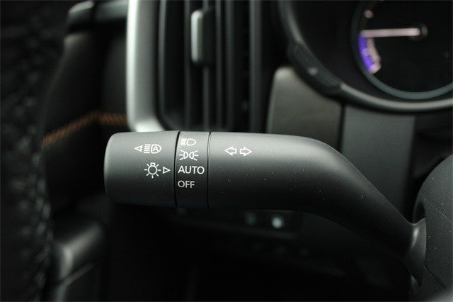 2025 Mazda Mazda CX-50 Hybrid Premium AWD