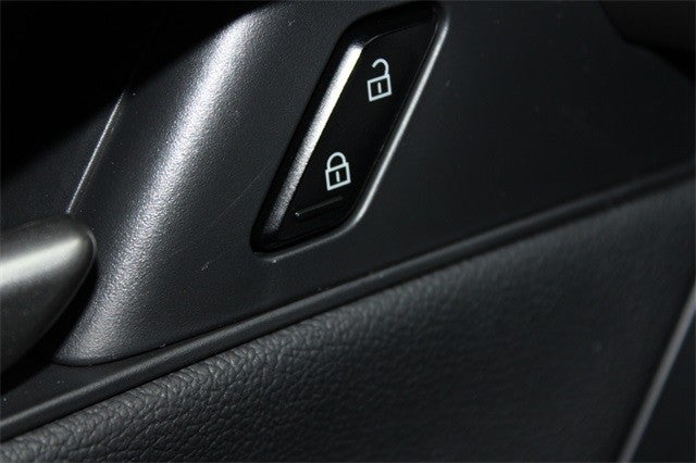 2025 Mazda Mazda CX-50 Hybrid Premium AWD